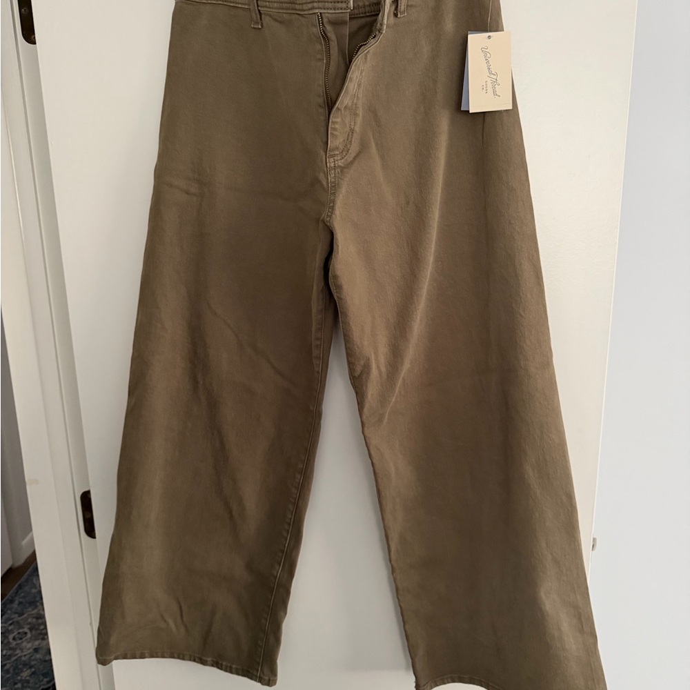 Universal Thread Women's Boot Cut Pants in Olive
